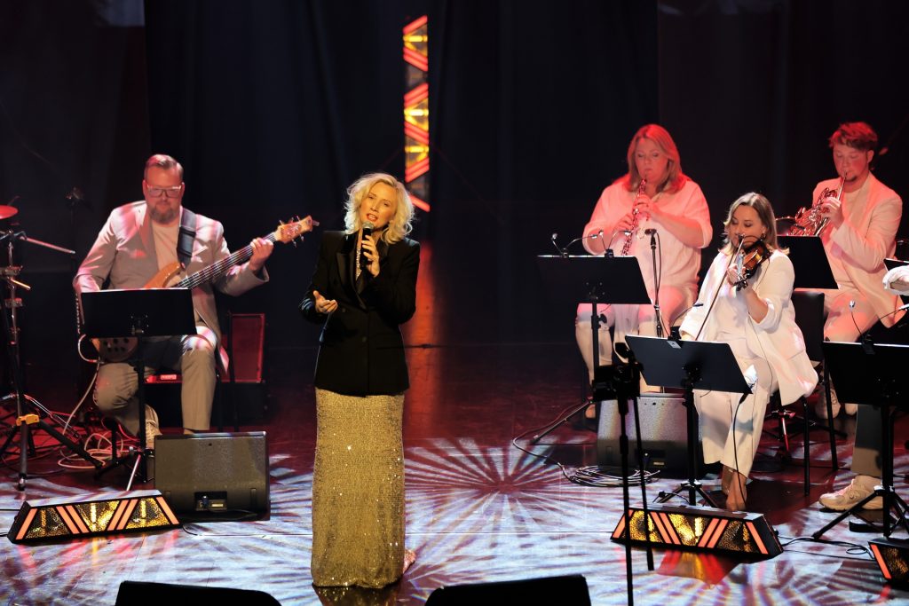 Irena-Santor-13-1024x683 Irena Santor