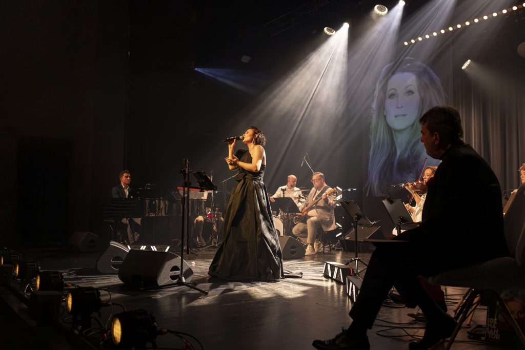 Irena-Santor-4-1024x683 Irena Santor