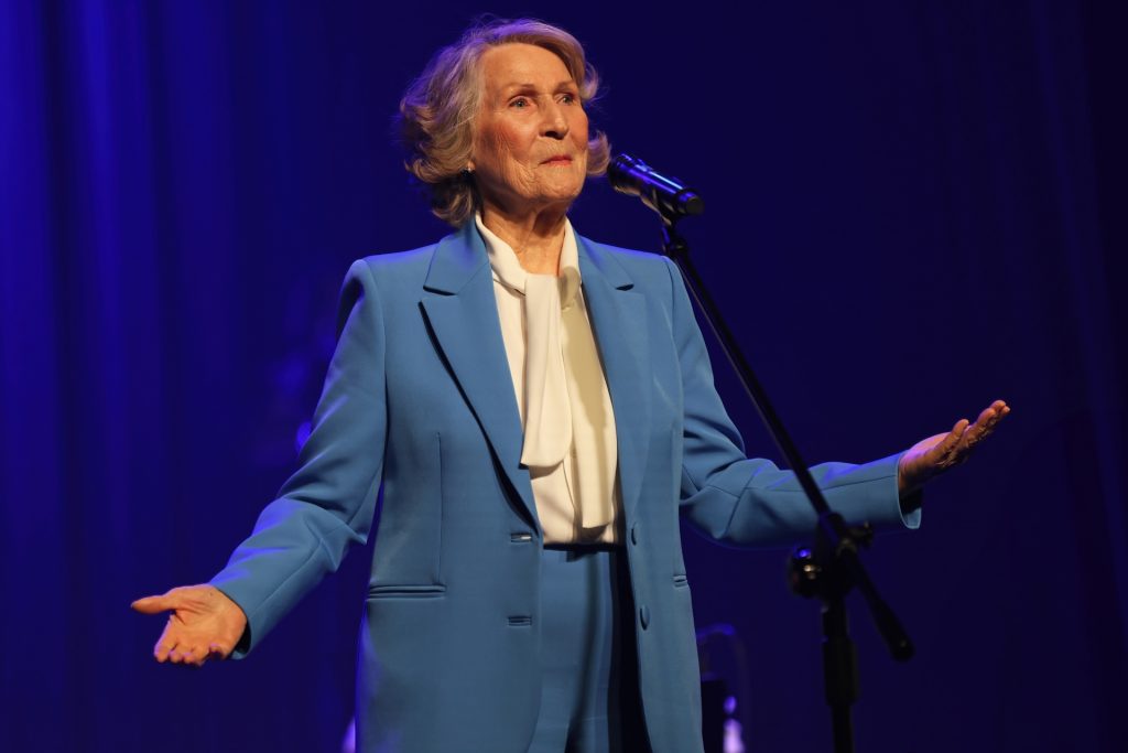 Irena-Santor-8-1024x683 Irena Santor